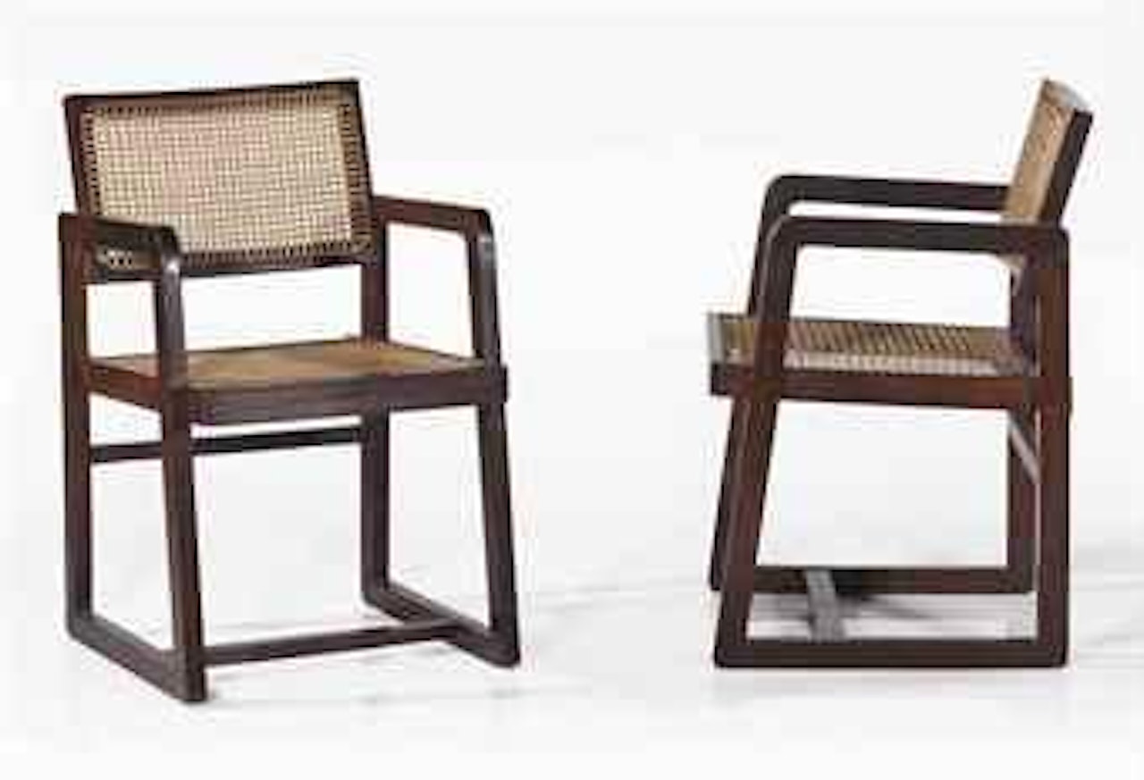 Paire de fauteuils by Pierre Jeanneret