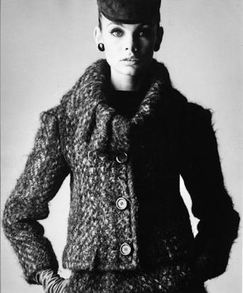 Mode Dior (Jean Shrimpton), Pour Vogue by Irving Penn