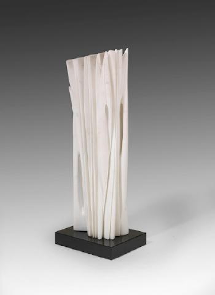 Ohne Titel by Pablo Atchugarry