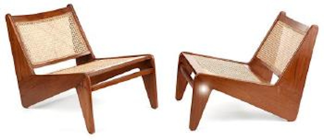 Rare paire de chauffeuses 'Kangourou' by Pierre Jeanneret
