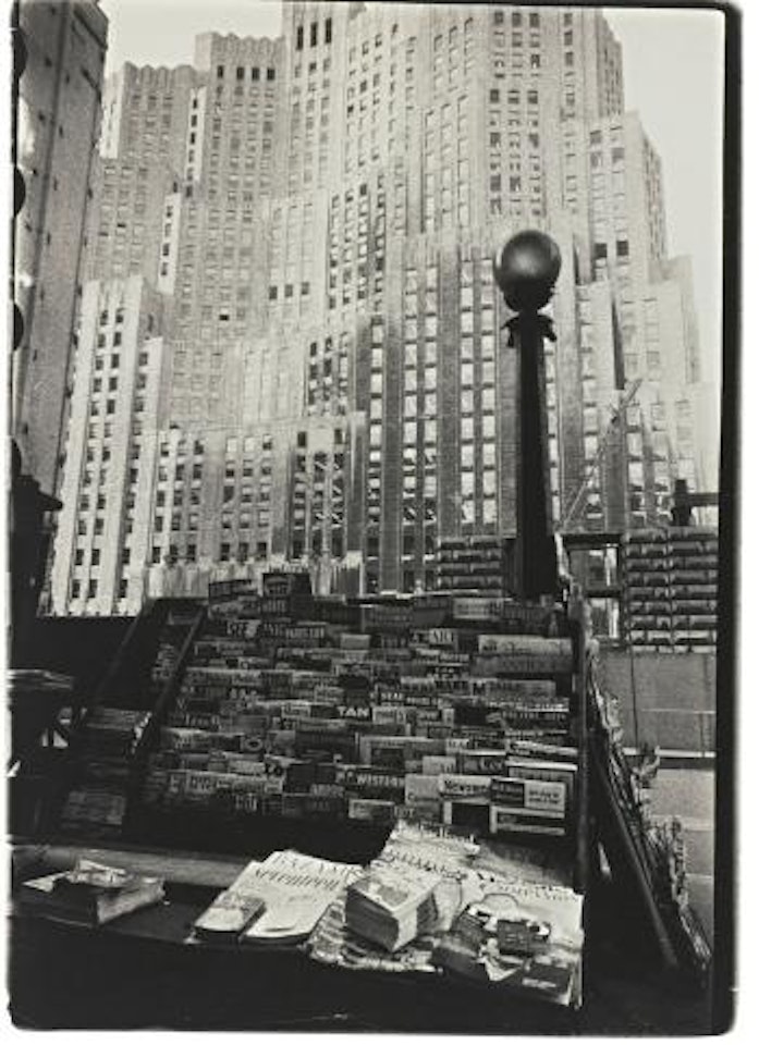 NYC 23 Street (Metropolitan Life Insurance Building - New York City) by Robert Frank
