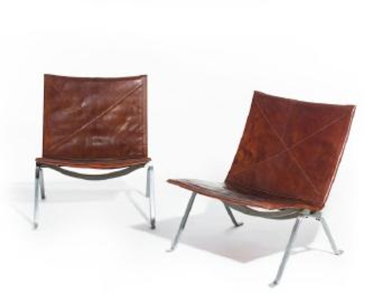 Paire De Chauffeuses by Poul Kjaerholm