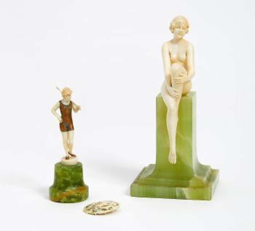Sitzender weiblicher Akt by Ferdinand Preiss