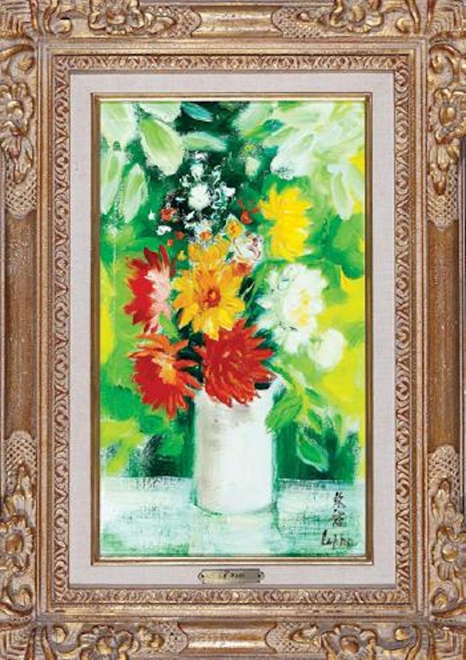 Floral Still Life by Le Pho