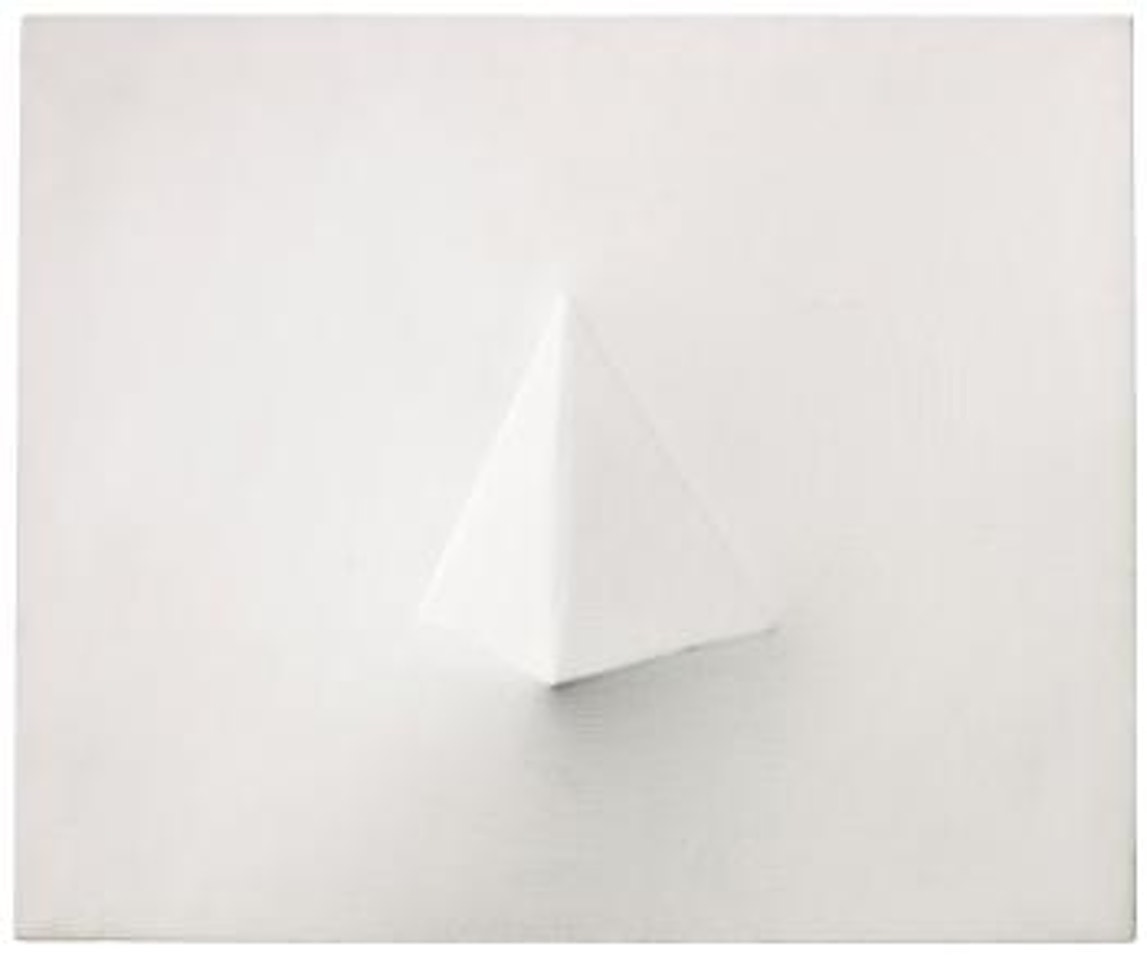 Piramide Bianca by Turi Simeti