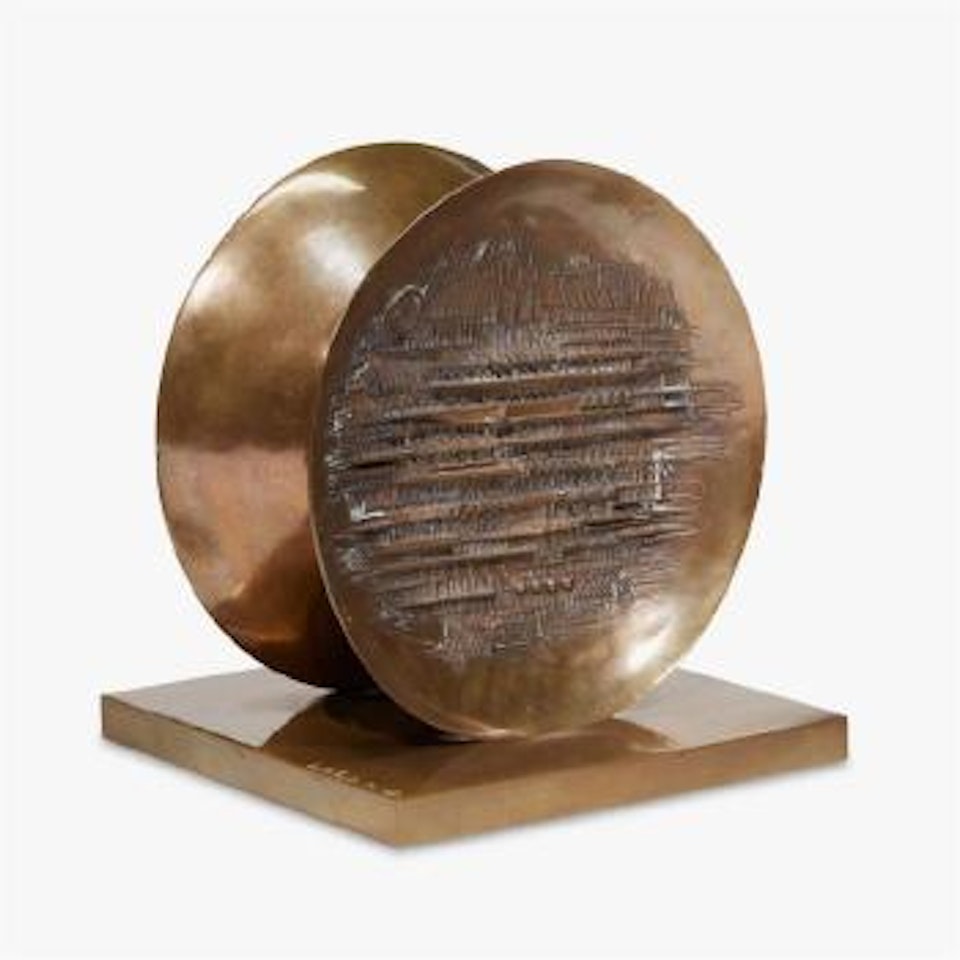 Doppio radar by Arnaldo Pomodoro