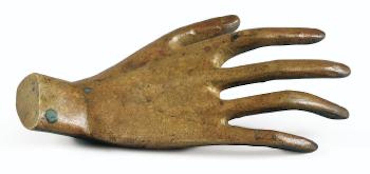 Main pour main avec coupelle by Alberto Giacometti