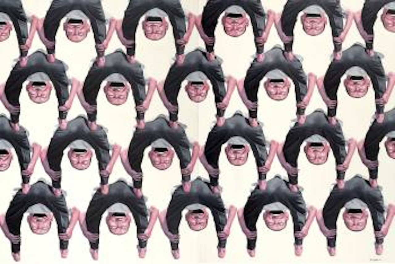 Looking at the world by Yue Minjun