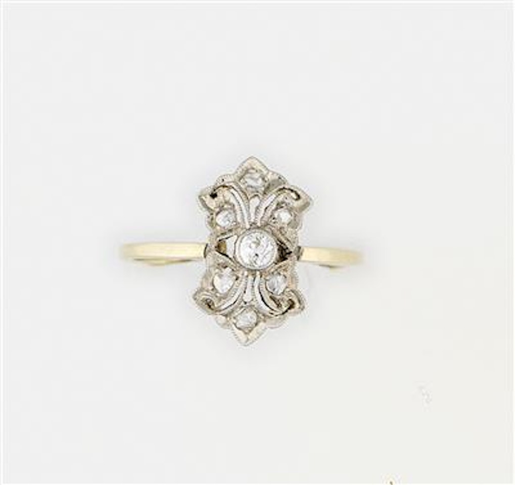 Gold 585 by Unknown Jewelry Maker