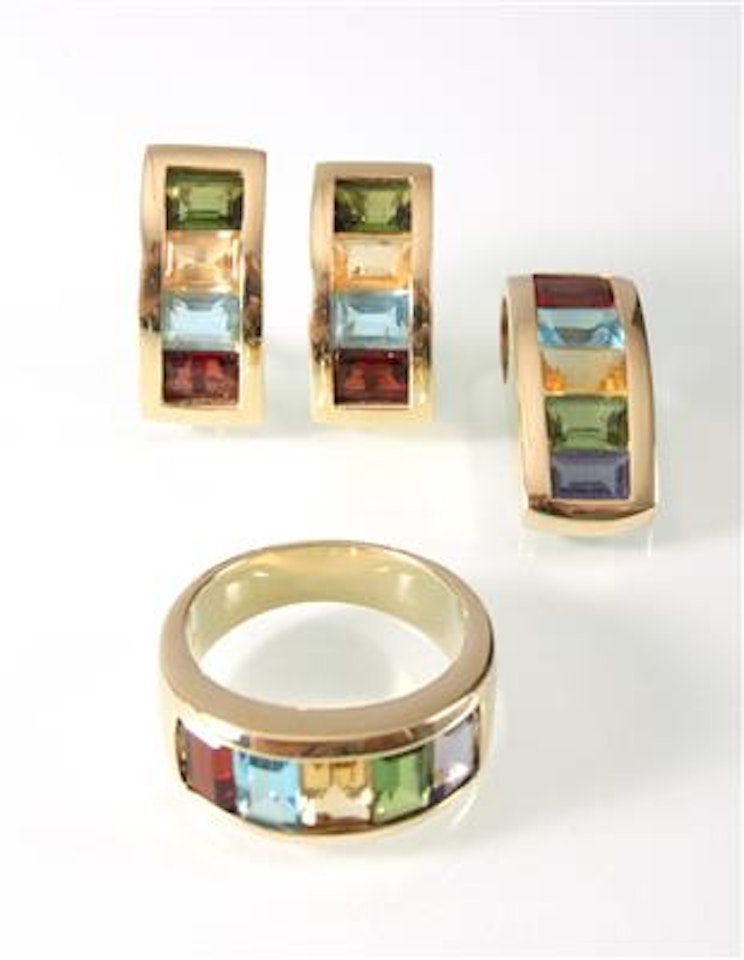 Gold 585 by Unknown Jewelry Maker