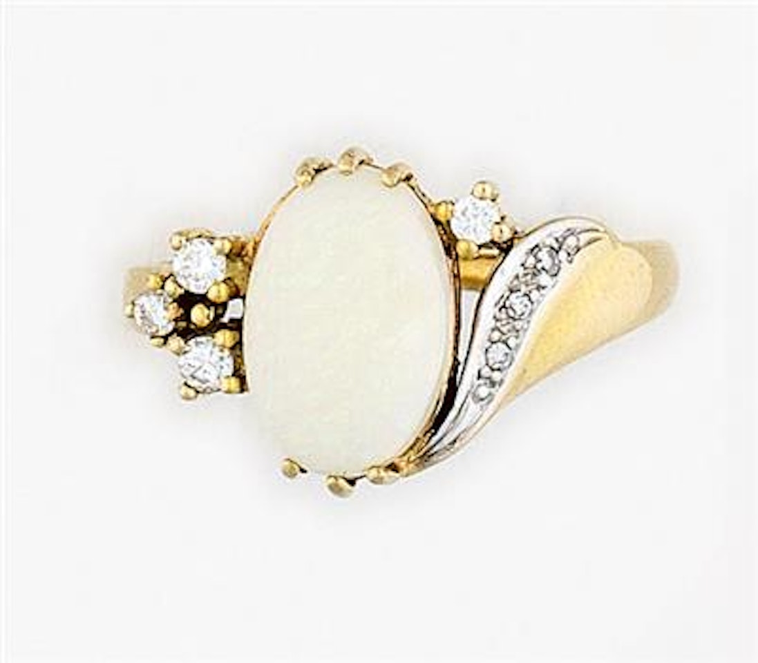 Gold 585 by Unknown Jewelry Maker