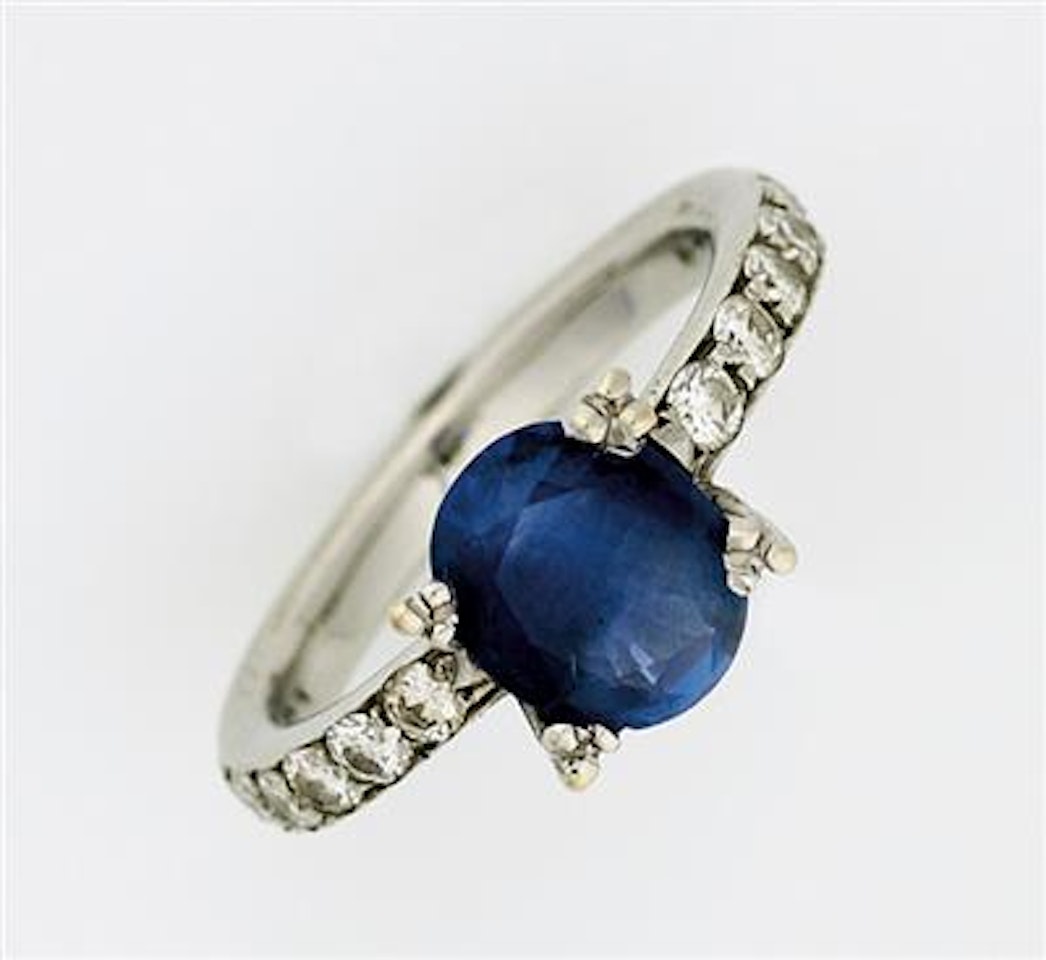 Weißgold 585 by Unknown Jewelry Maker