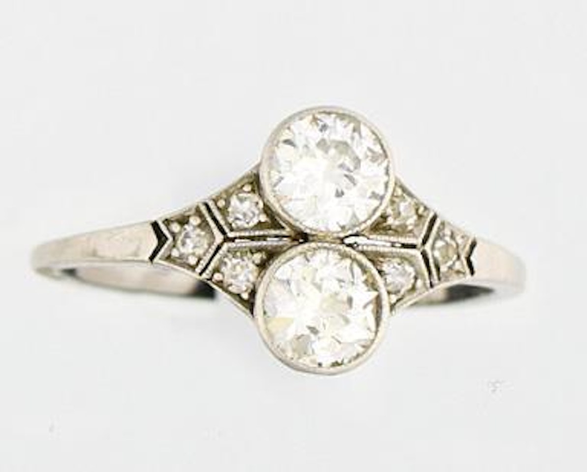 Platin ca. 950 by Unknown Jewelry Maker