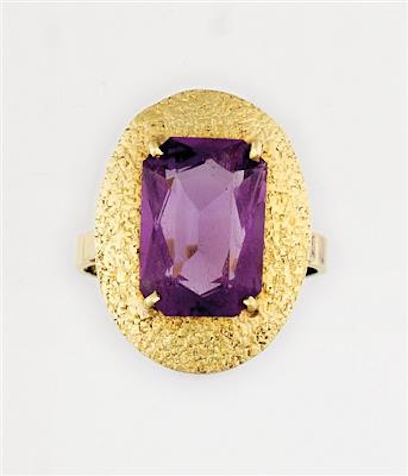 Gold 585 by Unknown Jewelry Maker