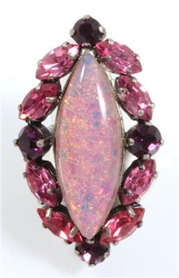 Pricharé by Unknown Jewelry Maker