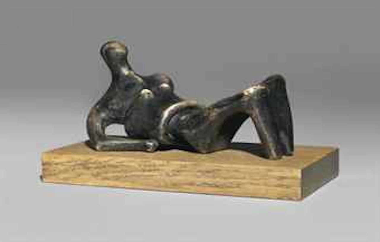 Reclining figure: Blanket by Henry Moore