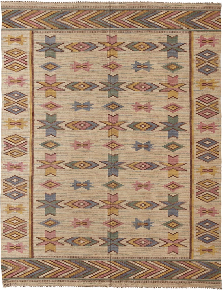 Vit botten carpet by Märta Maas-Fjetterström