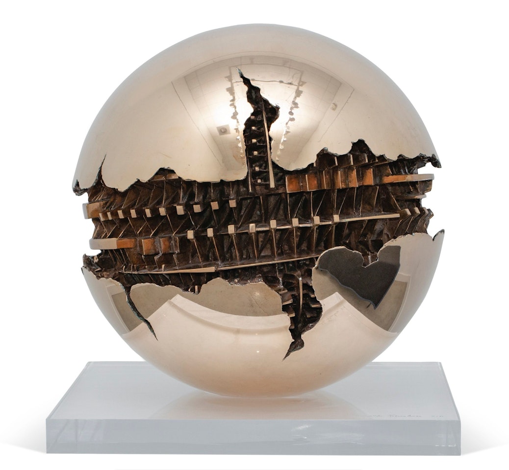 SFERA by Arnaldo Pomodoro