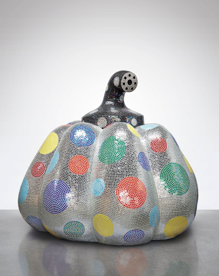 STARRY PUMPKIN SILVER by Yayoi Kusama