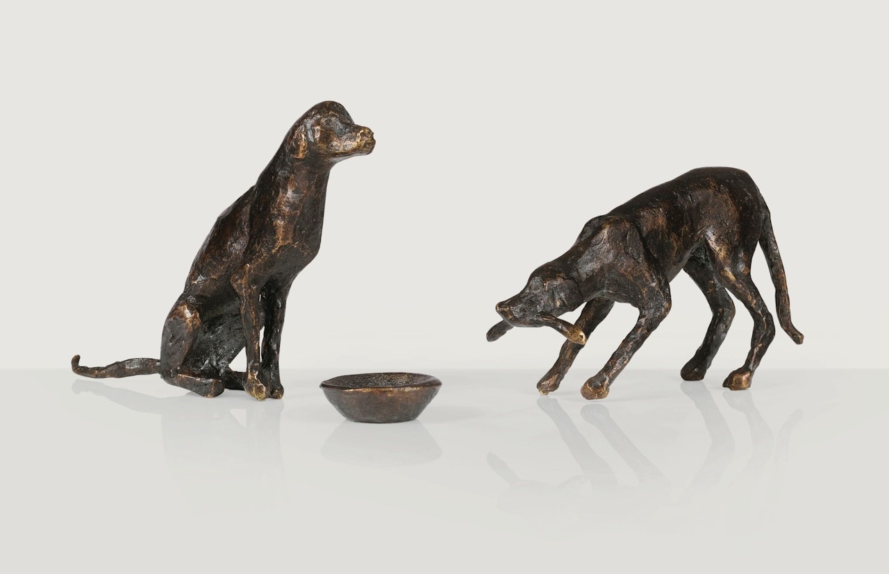 DEUX CHIENS AVEC GAMELLE by Diego Giacometti