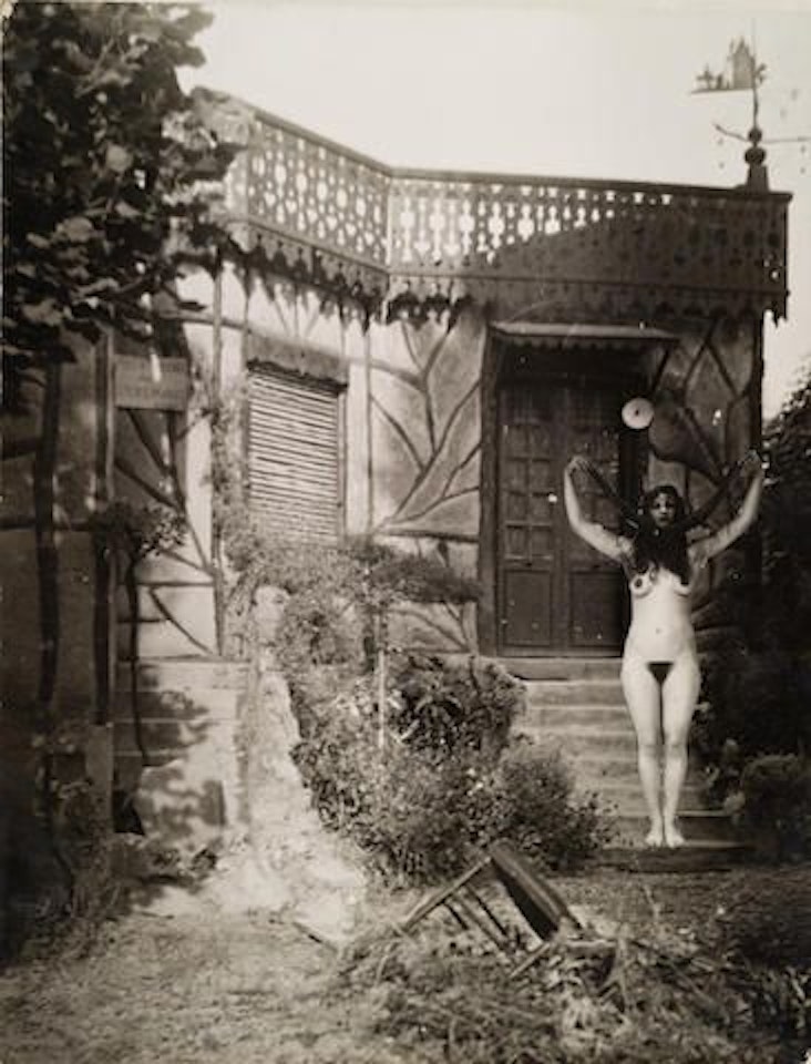 Villa à Vendre by Dora Maar