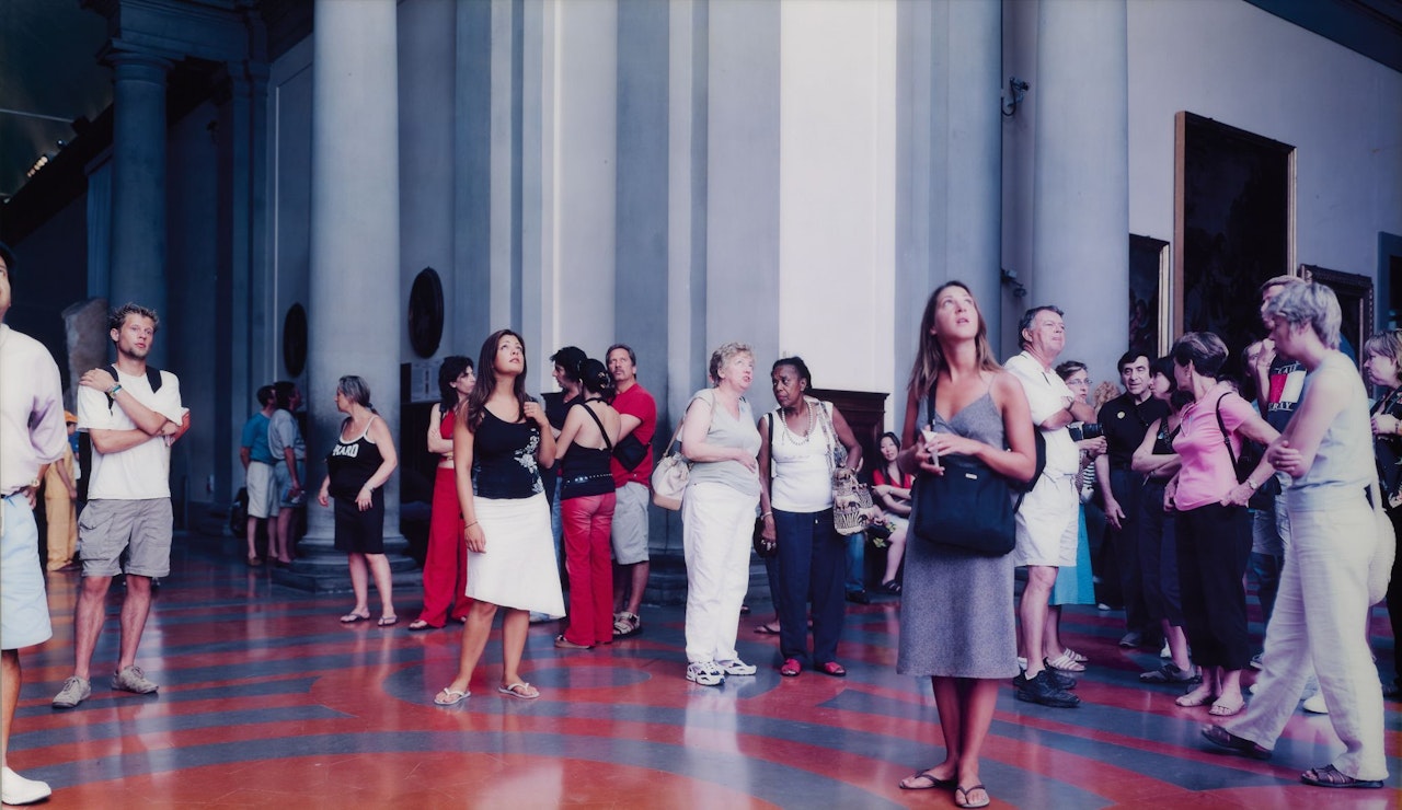 AUDIENCE 10 (GALLERIA DELL'ACCADEMIA), FLORENZ by Thomas Struth