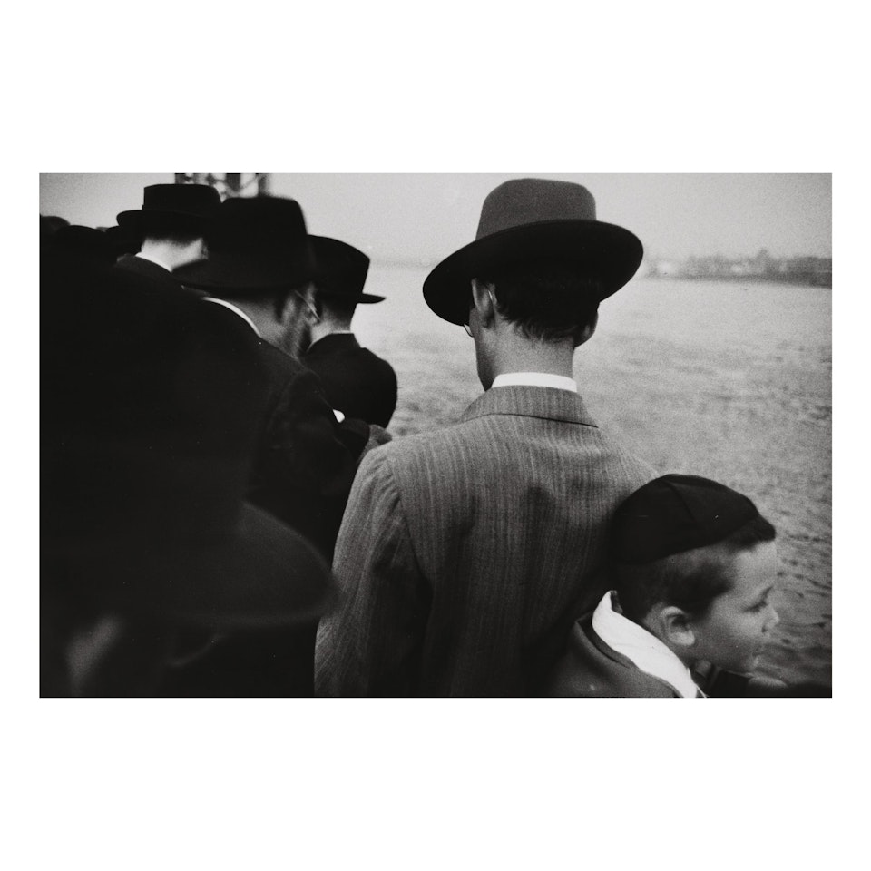'YAUM [SIC] KIPPUR - NEW YORK CITY', 1954 by Robert Frank