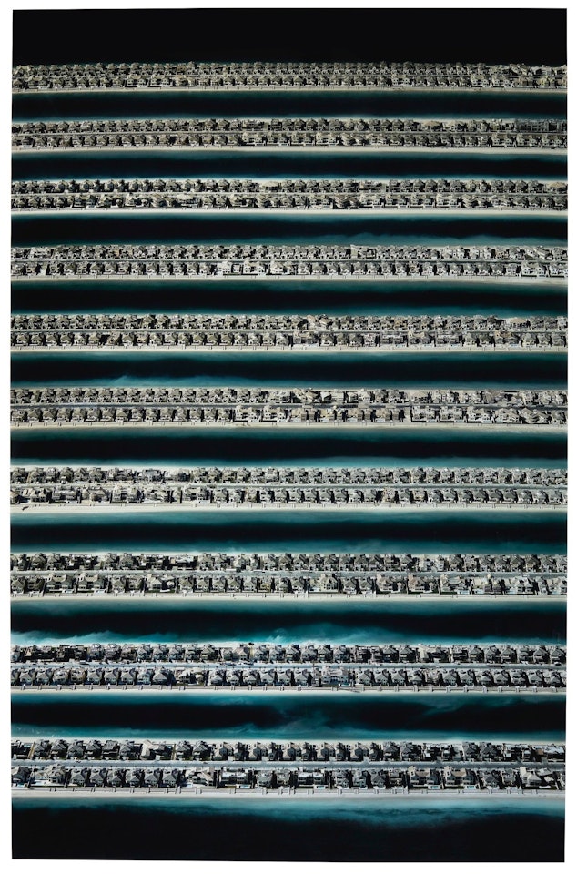JUMEIRAH PALM by Andreas Gursky