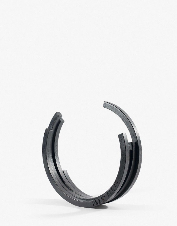232.5 ° ARC X 4 by Bernar Venet