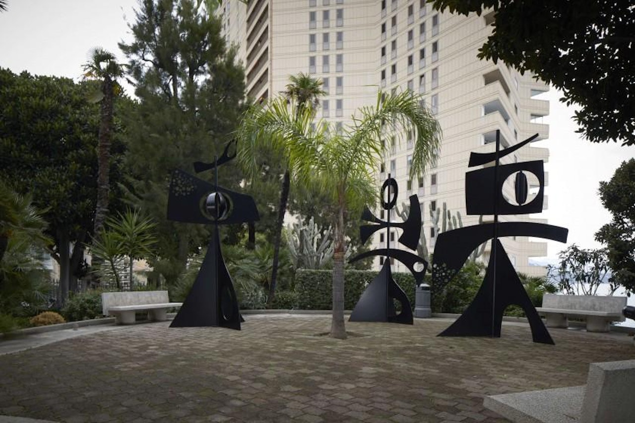 Girouettes (Marbella-Shanghai) by Philippe Hiquily
