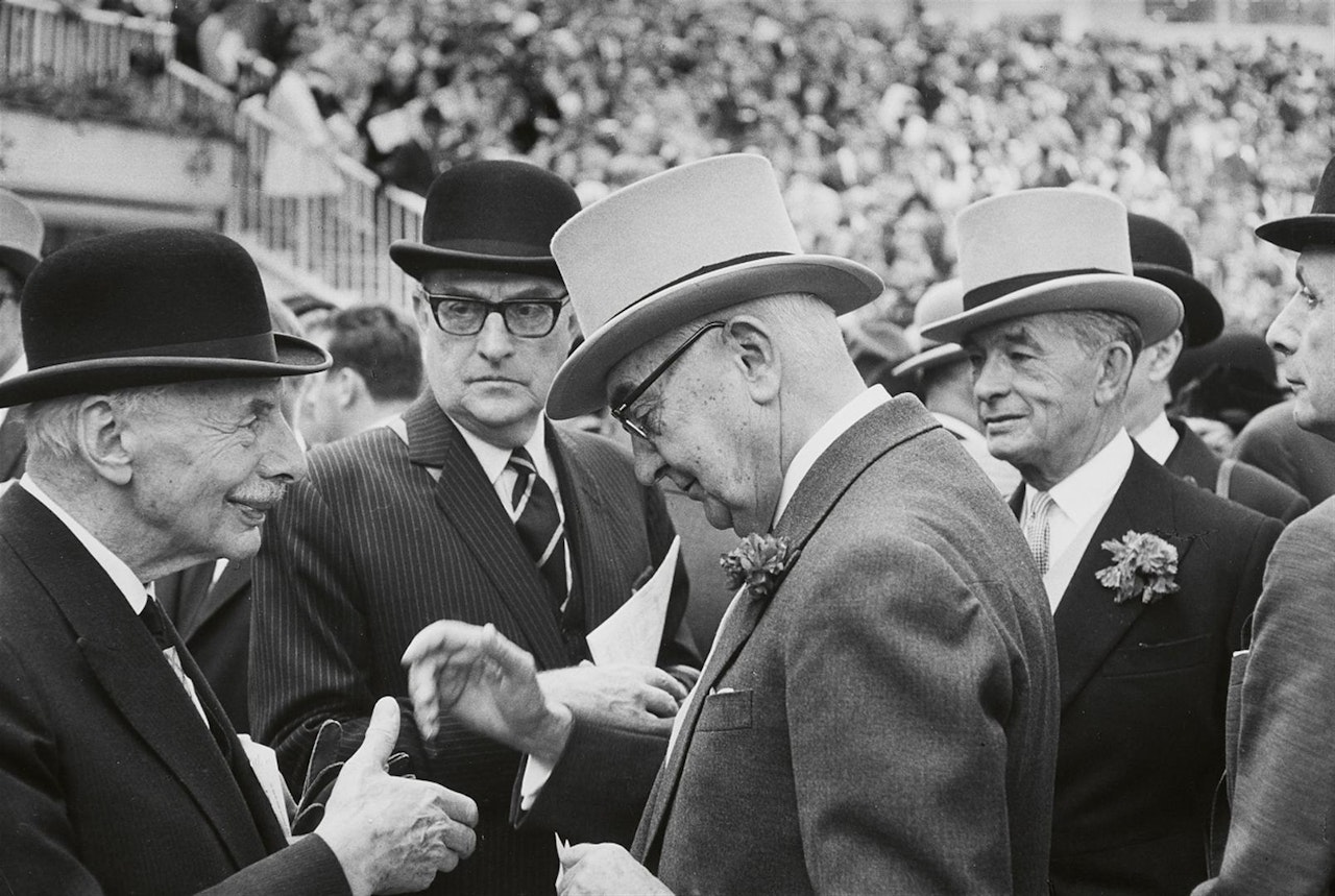 Prix de l'Arc de Triomphe, Longchamp by Henri Cartier-Bresson