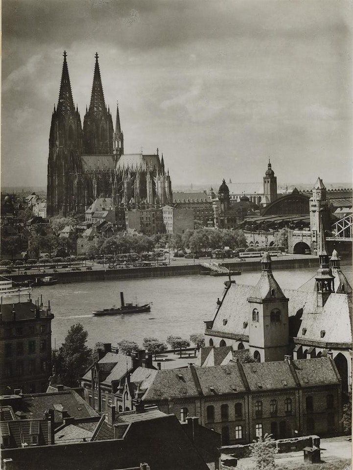 Blick von der Heribertuskirche Deutz by August Sander