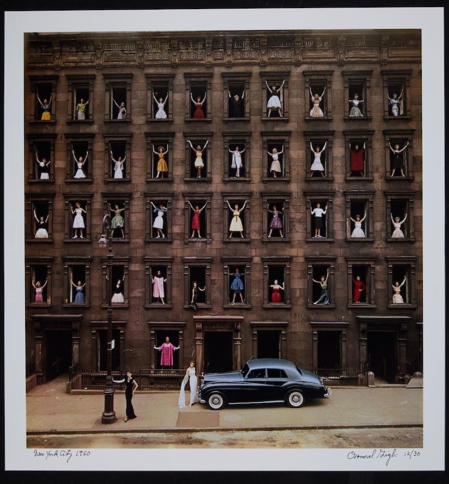 New York City (Girls in Windows) by Ormond Gigli
