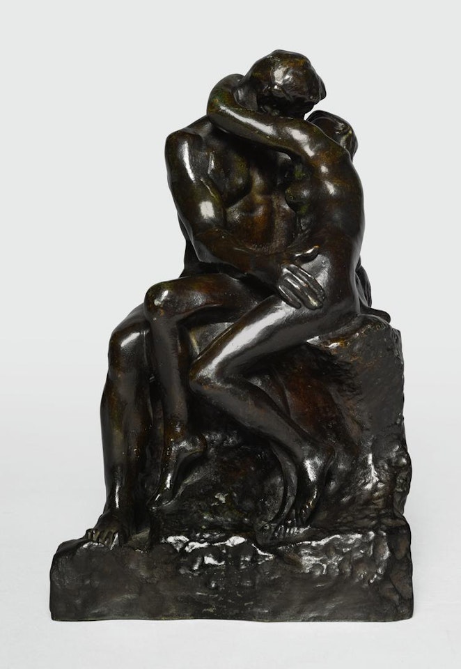 LE BAISER, QUATRIÈME RÉDUCTION OU PETIT MODÈLE by Auguste Rodin