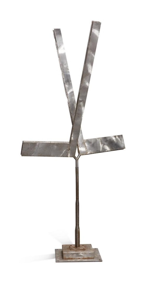 DOUBLE L EXCENTRIC GYRATORY III by George Rickey
