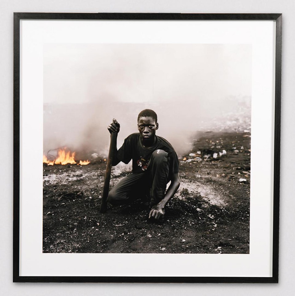 ABDULAI YAHAYA, AGBOGBLOSHIE MARKET, ACCRA, GHANA, PERMANENT ERROR SERIES by Pieter Hugo