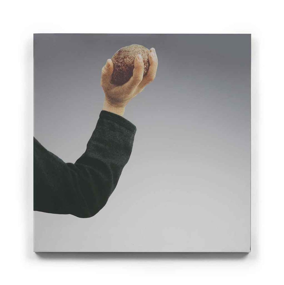 50 azioni. Mano che tira un sasso by Michelangelo Pistoletto