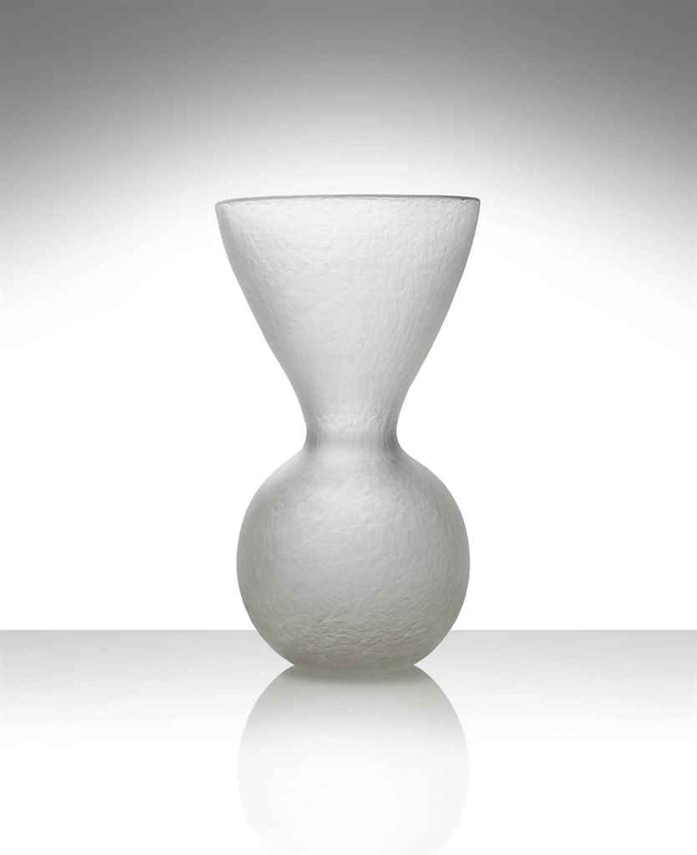 A BATTUTO VELATO VASE, MODEL N. 3663 by Carlo Scarpa