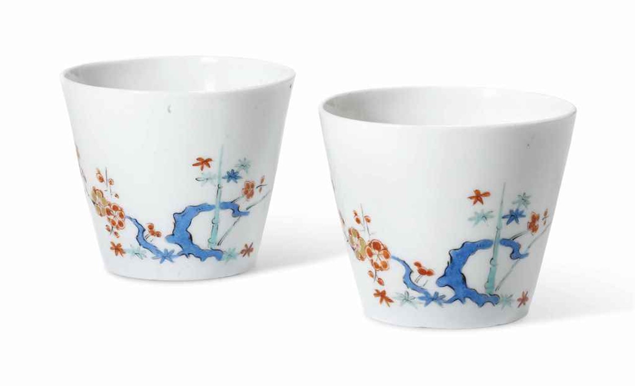 A PAIR OF MEISSEN KAKIEMON FLARED BEAKERS by Anonymous
