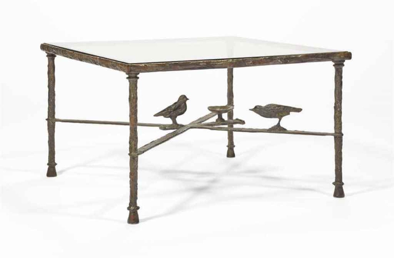 TABLE BASSE AUX OISEAUX ET COUPELLE by Diego Giacometti