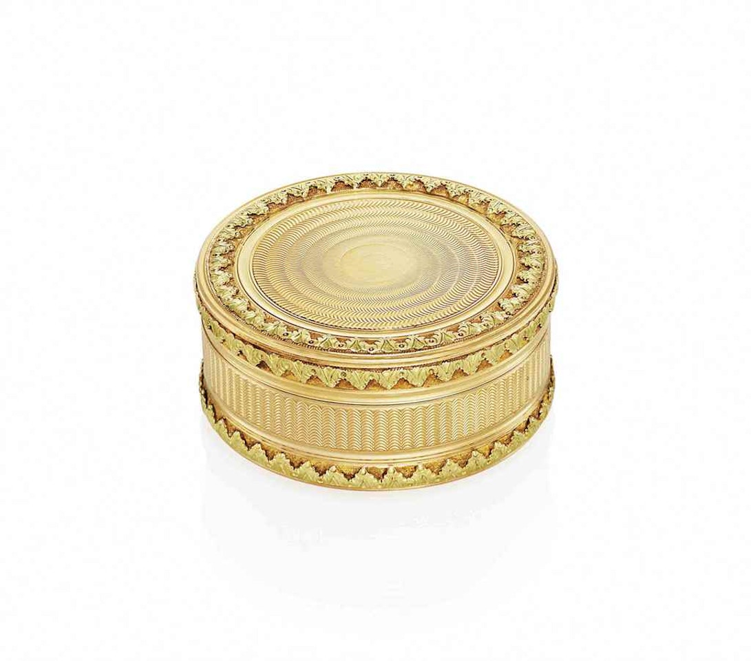 A LOUIS XVI VARI-COLOUR GOLD BONBONNIÈRE by Anonymous