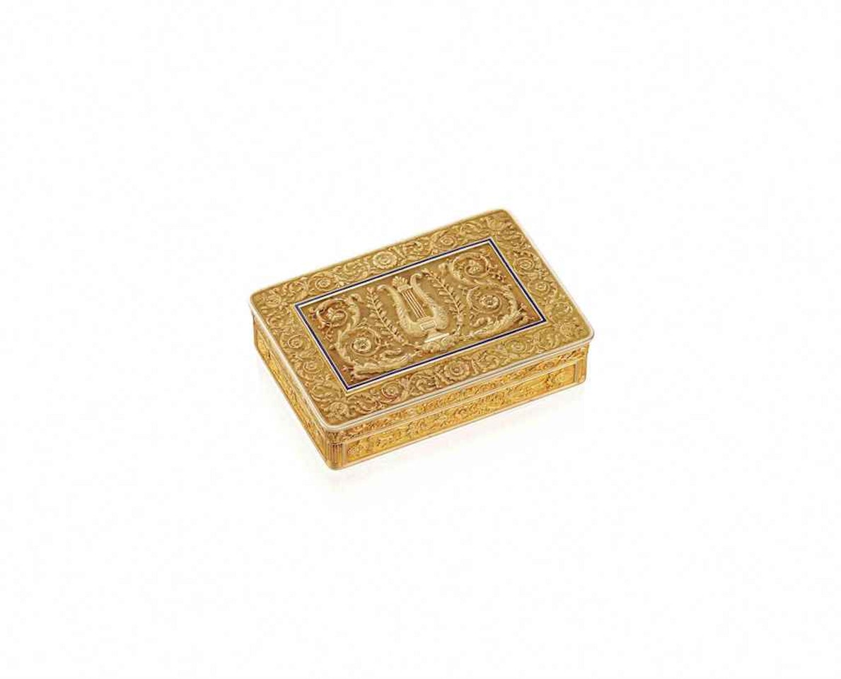 A FRENCH ENAMELLED GOLD SNUFF-BOX by Anonymous