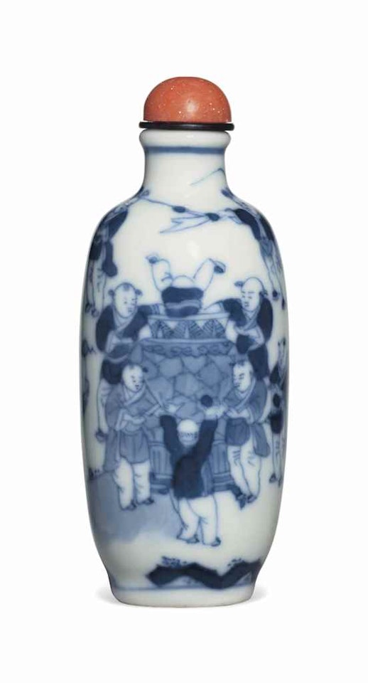 A BLUE AND WHITE PORCELAIN SNUFF BOTTLE by Anonymous
