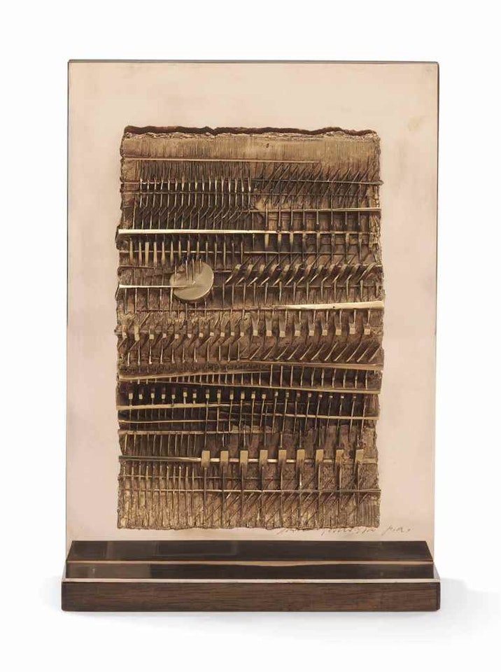 Papiro (Papyrus) by Arnaldo Pomodoro