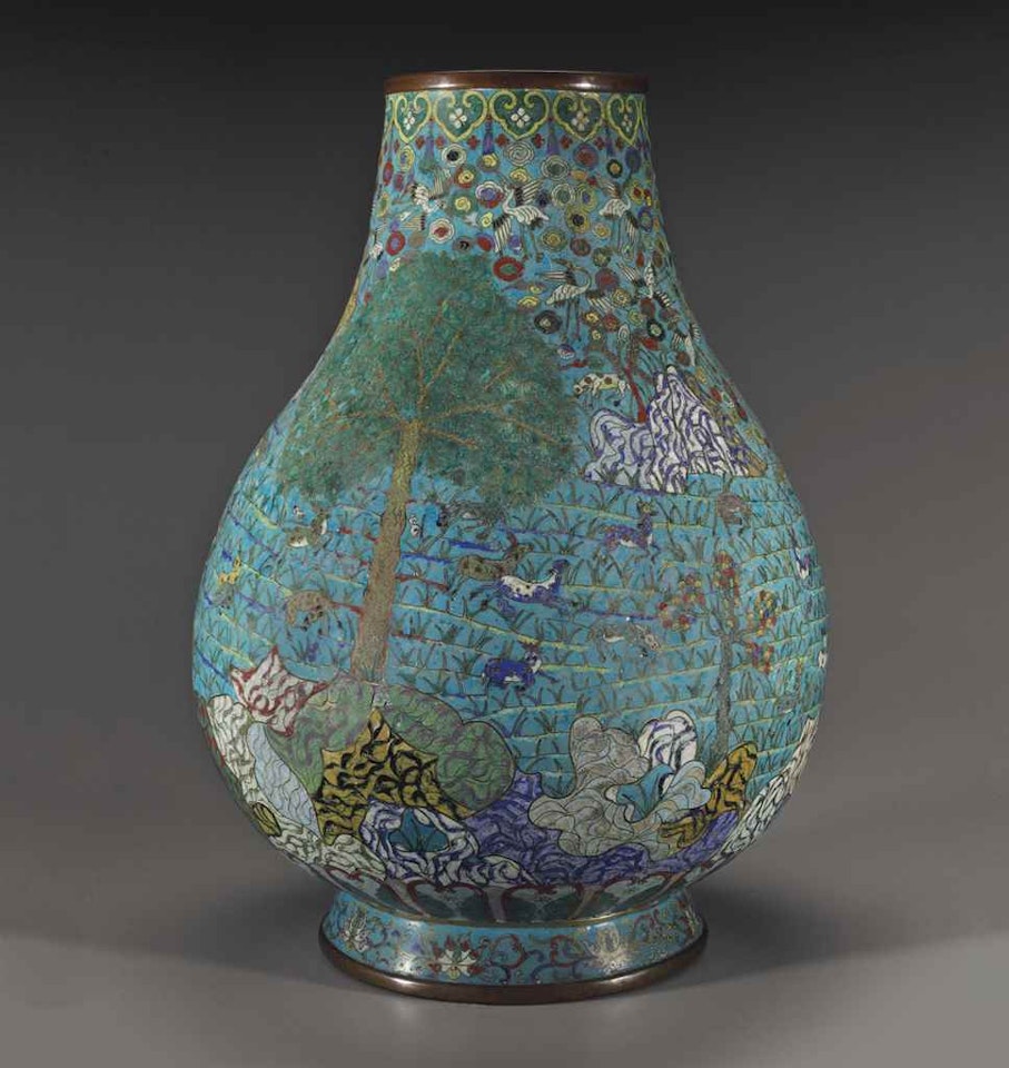 A LARGE CLOISONNÉ ENAMEL PEAR-SHAPED 'HUNDRED DEER' VASE, HU by Anonymous