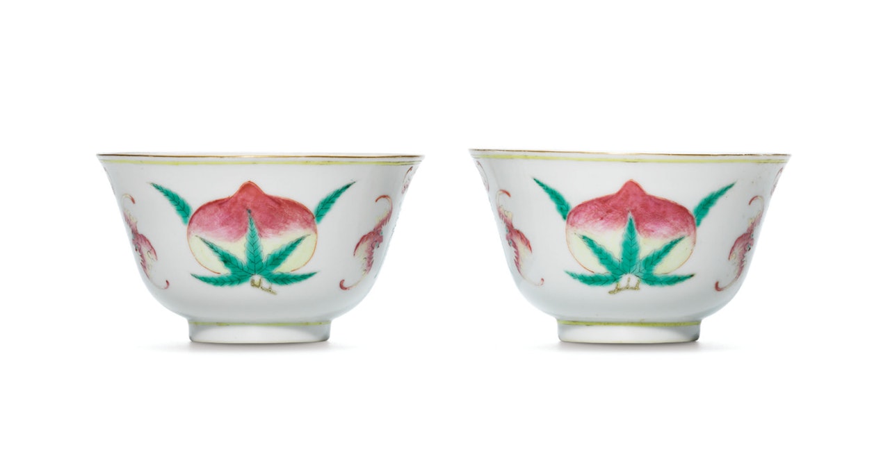 A PAIR OF FAMILLE ROSE 'PEACH' BOWLS by Anonymous