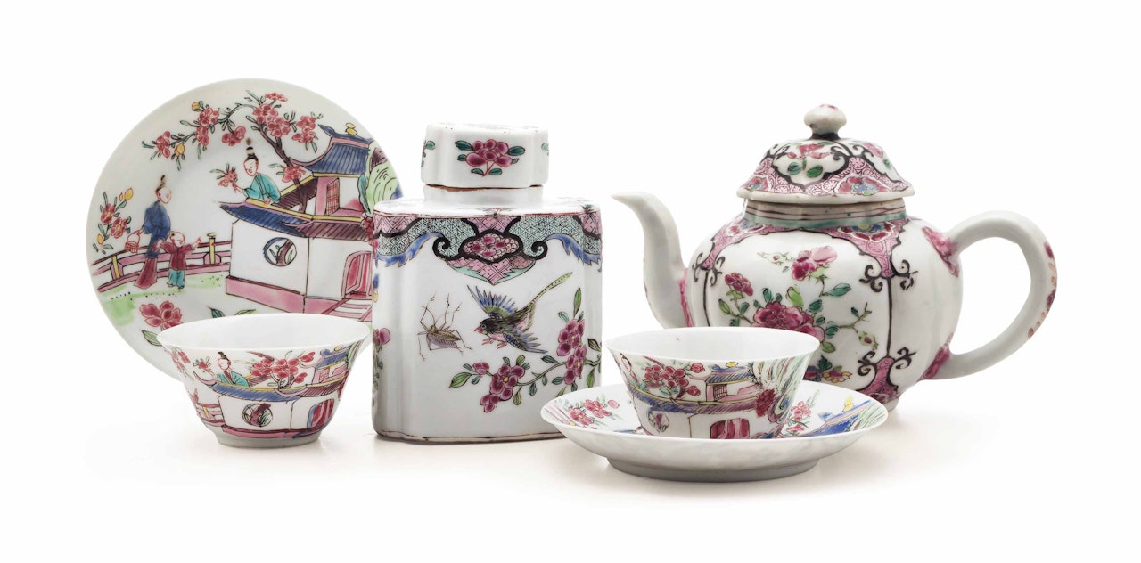 A GROUP OF FAMILLE ROSE TEAWARES by Anonymous
