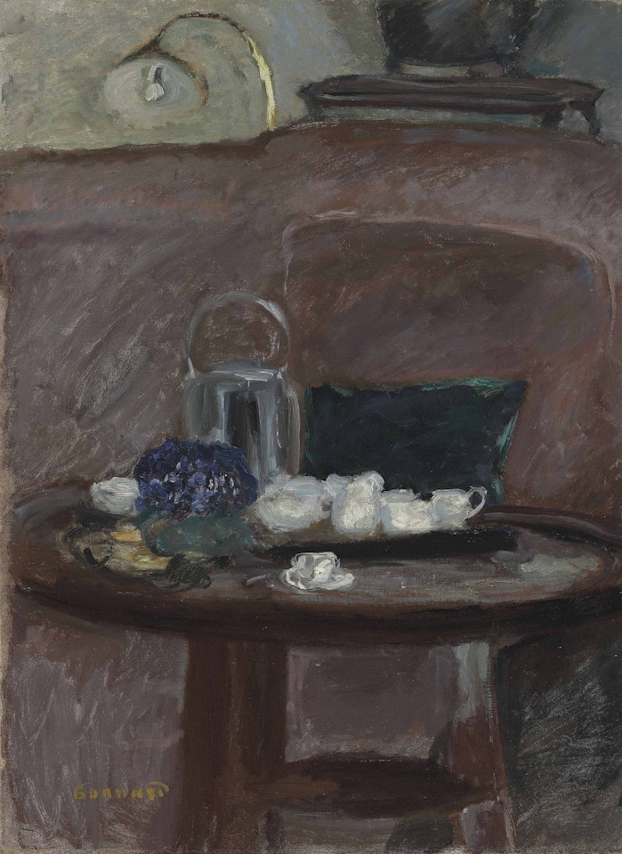 Le thé, bouquet de violettes by Pierre Bonnard