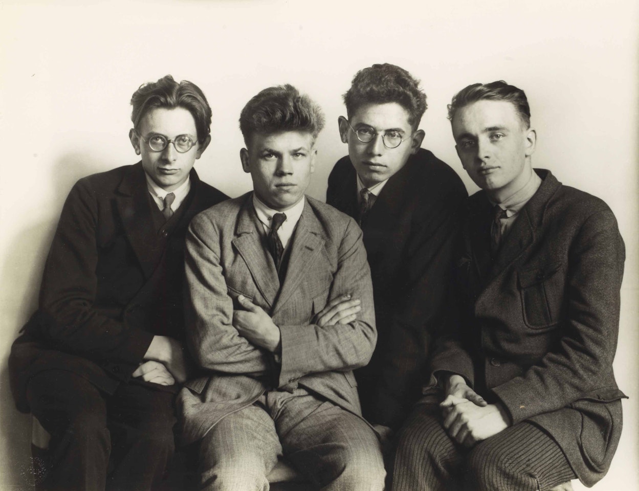 Werkstudenten by August Sander