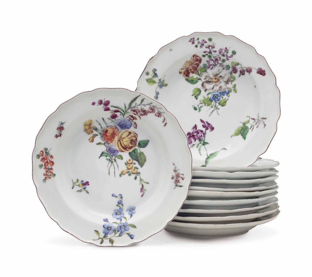FOURTEEN CHELSEA PORCELAIN PLATES by Anonymous